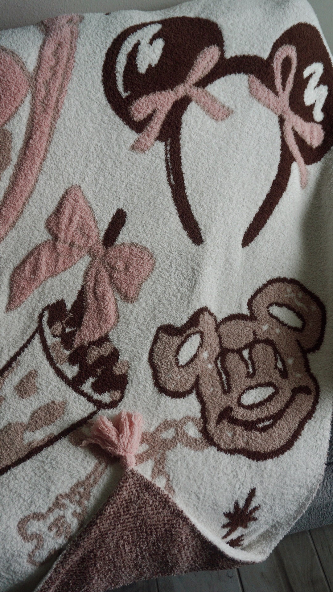 Cute Bear Coquette Blanket (READY TO SHIP)