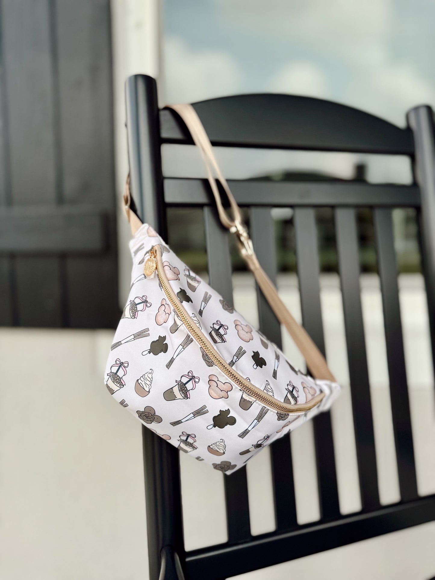 Snacks Jumbo Fannypack (READY TO SHIP) NO EXCHANGES OR CANCELATIONS